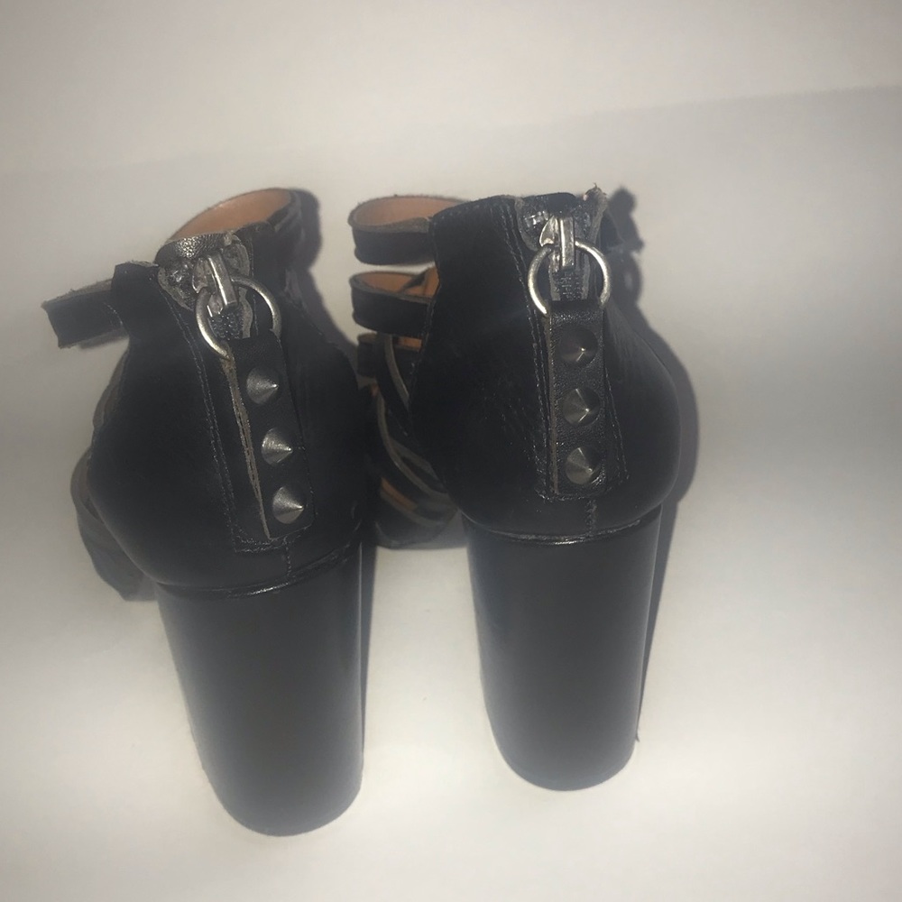 ASH heels - Picture 3 of 4